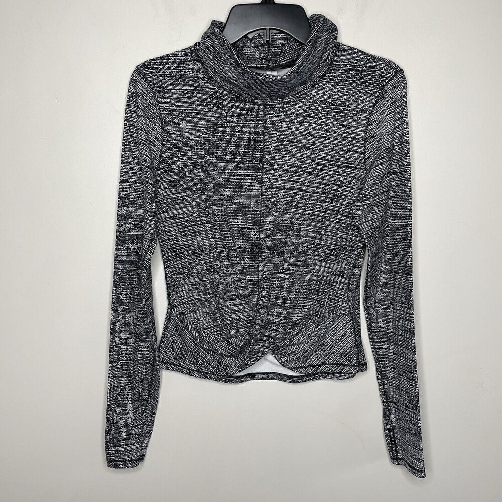 LULULEMON Melodic Movement Pullover Womens 8 Twist Front Turtleneck Black